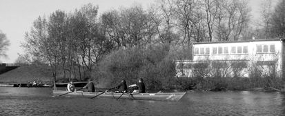 Marktkanal mit unserem Bootshaus